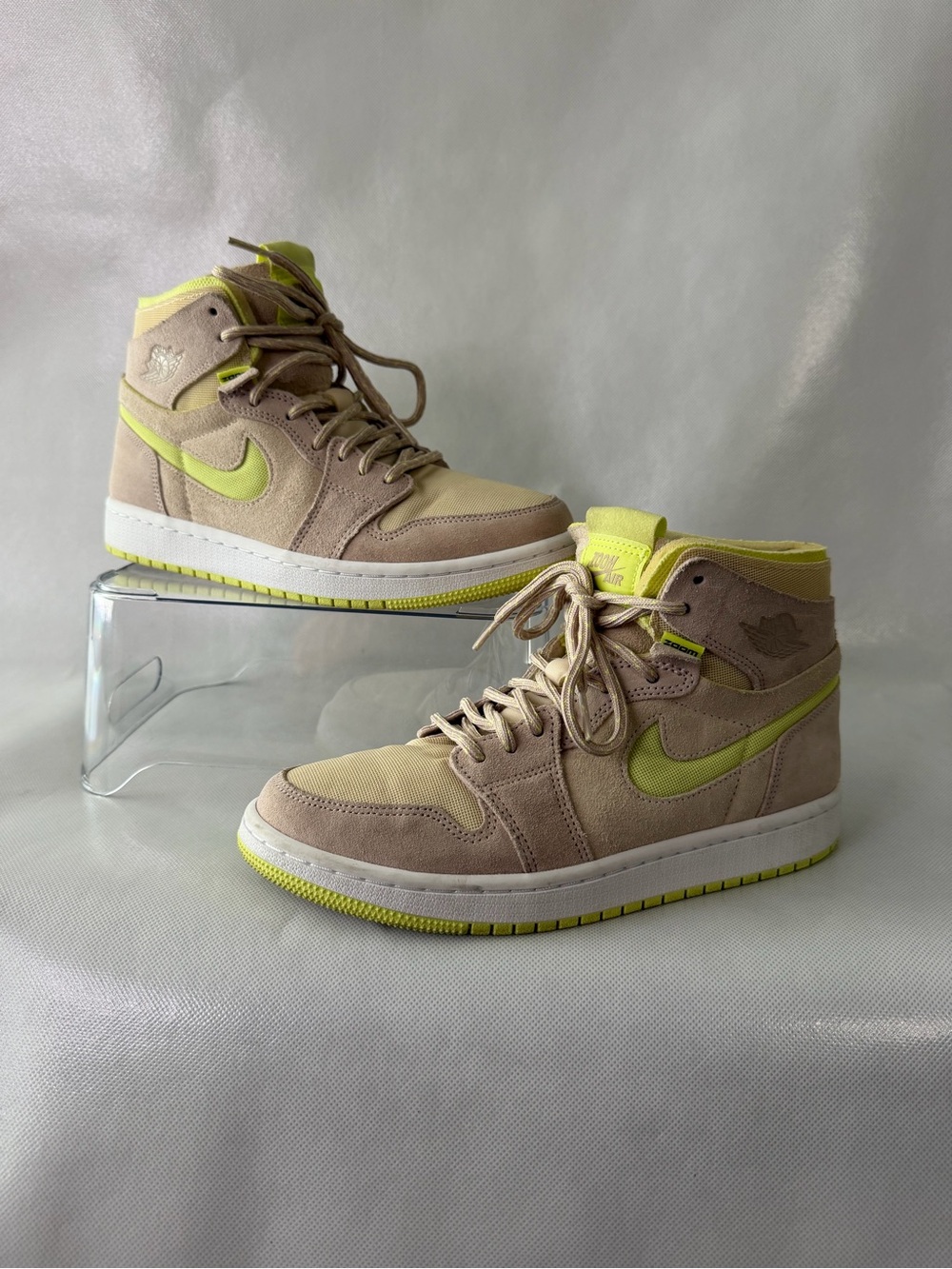 Air Jordan 1 High Zoom Air CMFT
"Lemon Twist"